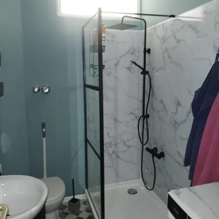 2 Stilvolle Und Zentrale Appartement