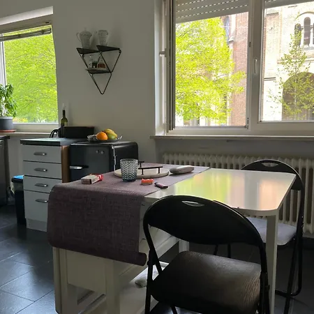 2 Stilvolle Und Zentrale München