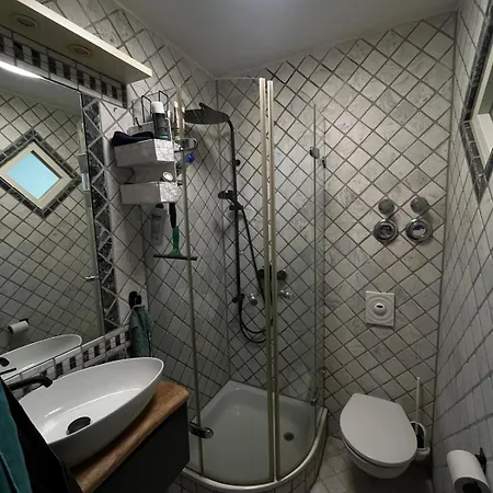 Apartmán 2 Stilvolle Und Zentrale